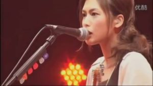 海外「鋼の錬金術師とその音楽は全て好き」YUIの歌声に外国人もメロメロ(海外の反応)