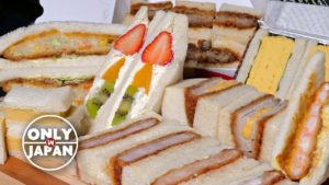 海外「日本で食べた料理は全て美味しかったけど、エビカツサンドは格別!」日本のサンドイッチを紹介した動画が話題に(海外の反応)