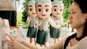 海外「日本のCMは天才的だ!桐谷美玲は可愛いな…」日本の面白CMが話題に(海外の反応)