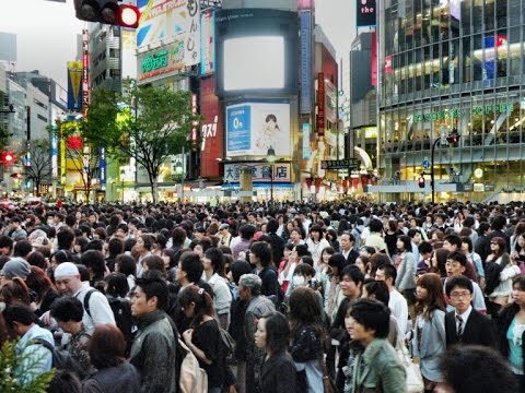 海外「渋谷に行ったとき度肝を抜かれたよ」スクランブル交差点の人が行き交う様子に反響（海外の反応）