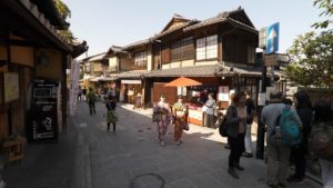 外国人「この国の美しさにはいつも驚かされる。京都は本当に珠玉の街だ!」(海外の反応)