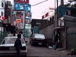 海外「この人、世界初のYouTuber?」1991年に東京新宿で撮影した外国人が話題に(海外の反応)