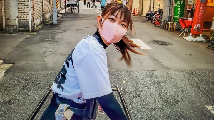 海外「だから俺は日本人が大好きなんだ」人力車を引く女の子の動画が話題に（海外の反応）